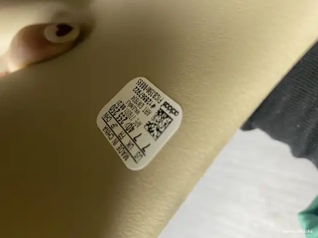 Yeezy GW1934 Pure Adidas Slide 0617